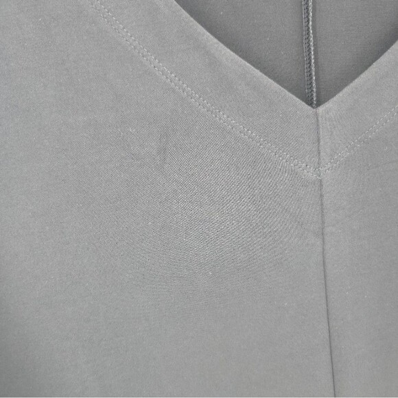 Chicos Travelers Midi V-Neck Black Dress Stretchy Flowy Flowy A-Line Pockets - Picture 15 of 16